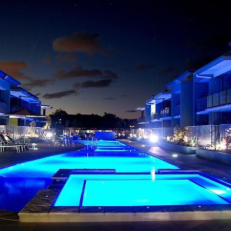 Ramada By Wyndham Херви Бей Съоръжения снимка The pool at the Blue Sky Inn