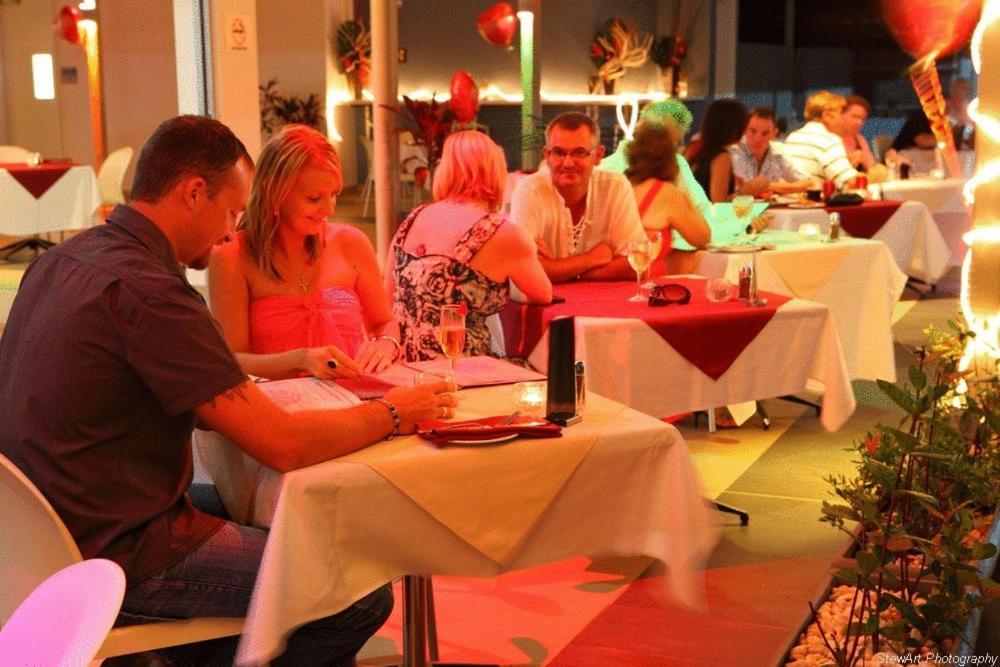 Ramada By Wyndham Херви Бей Екстериор снимка A restaurant in Croatia