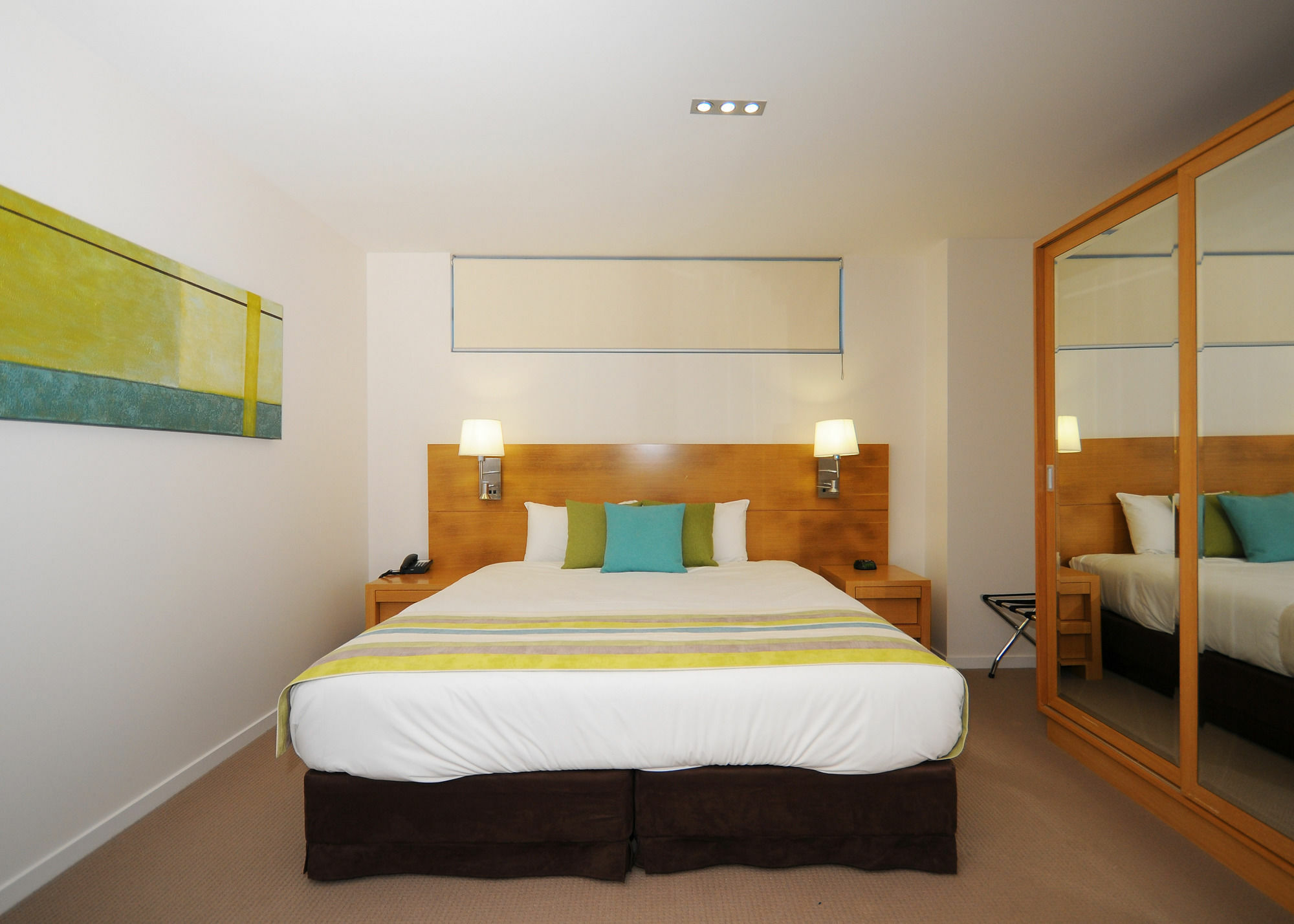 Ramada By Wyndham Херви Бей Екстериор снимка A bedroom at the hotel